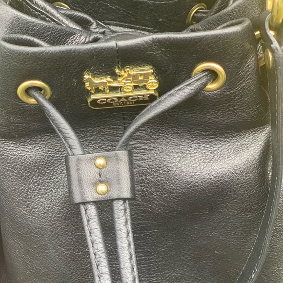 Coach Madison black leather Marielle Drawstring hobo bucket bag plus charms - Picture 4 of 15